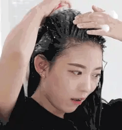 Velya™ Scalp Revive Brush